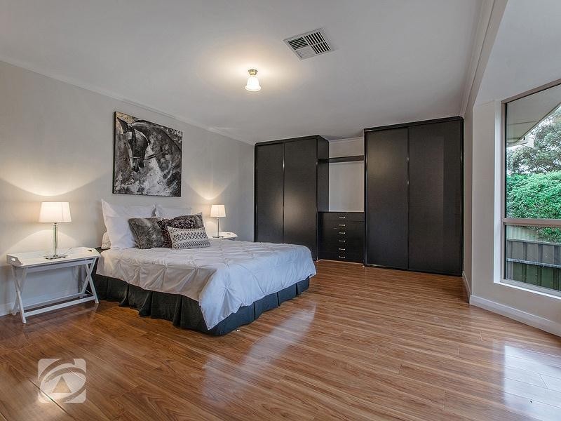 1 Thomas Court, Wynn Vale SA 5127