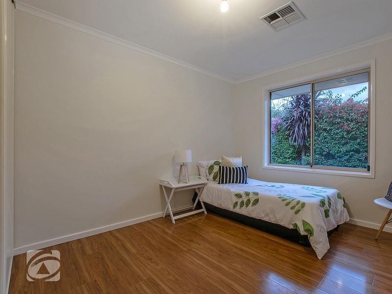 1 Thomas Court, Wynn Vale SA 5127