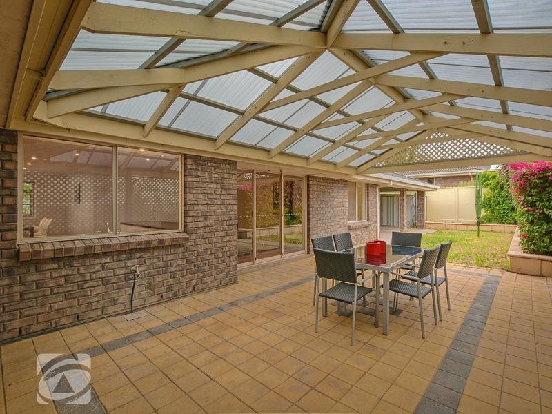 1 Thomas Court, Wynn Vale SA 5127