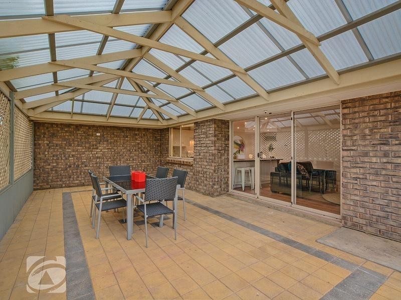 1 Thomas Court, Wynn Vale SA 5127