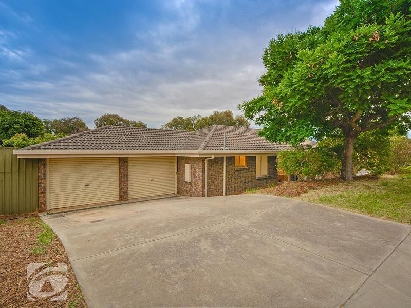 1 Thomas Court, Wynn Vale SA 5127