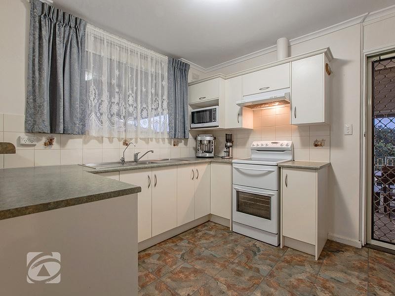 12 Barns Avenue, Highbury SA 5089