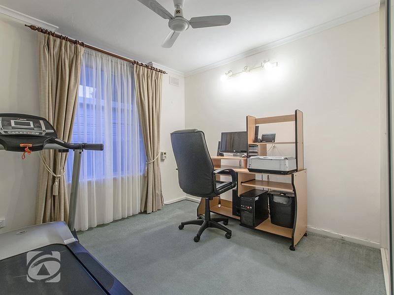 12 Barns Avenue, Highbury SA 5089