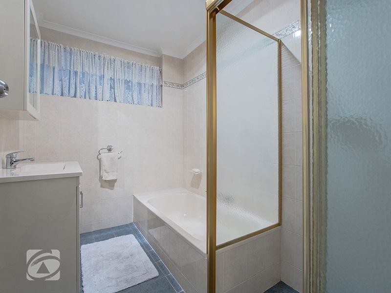 12 Barns Avenue, Highbury SA 5089