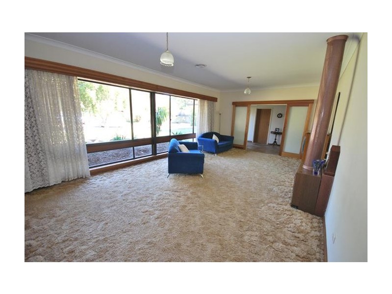 30 Lema Avenue, Fairview Park SA 5126