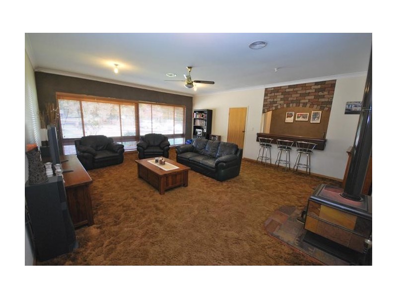 30 Lema Avenue, Fairview Park SA 5126