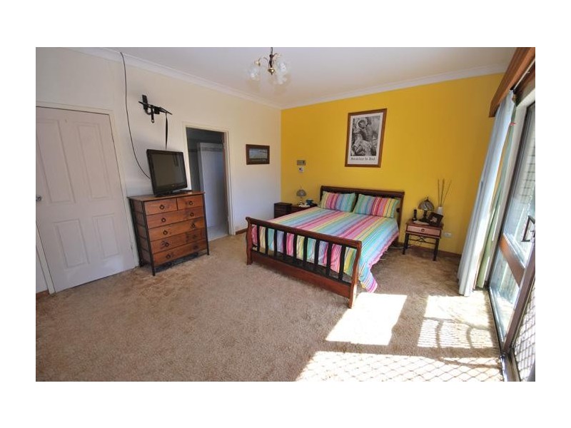 30 Lema Avenue, Fairview Park SA 5126