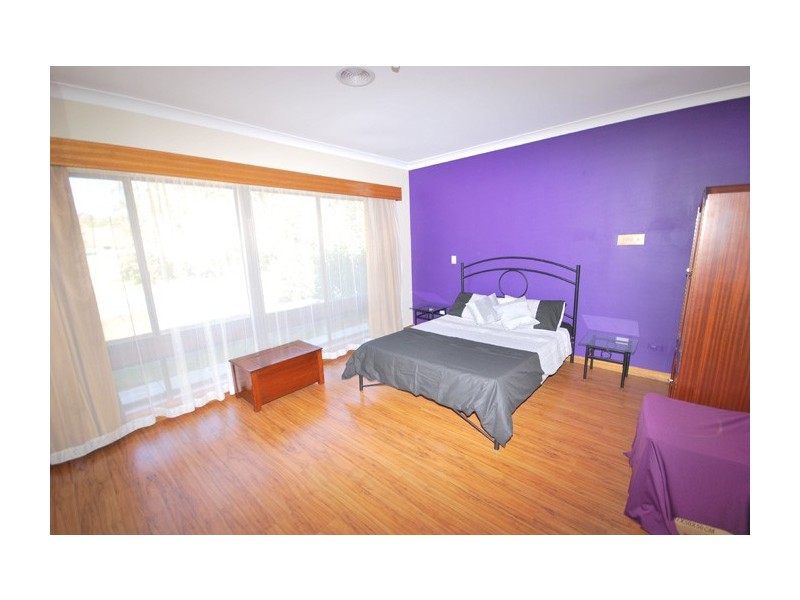 30 Lema Avenue, Fairview Park SA 5126