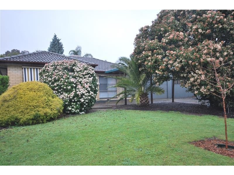 13 Hughes Avenue, St Agnes SA 5097