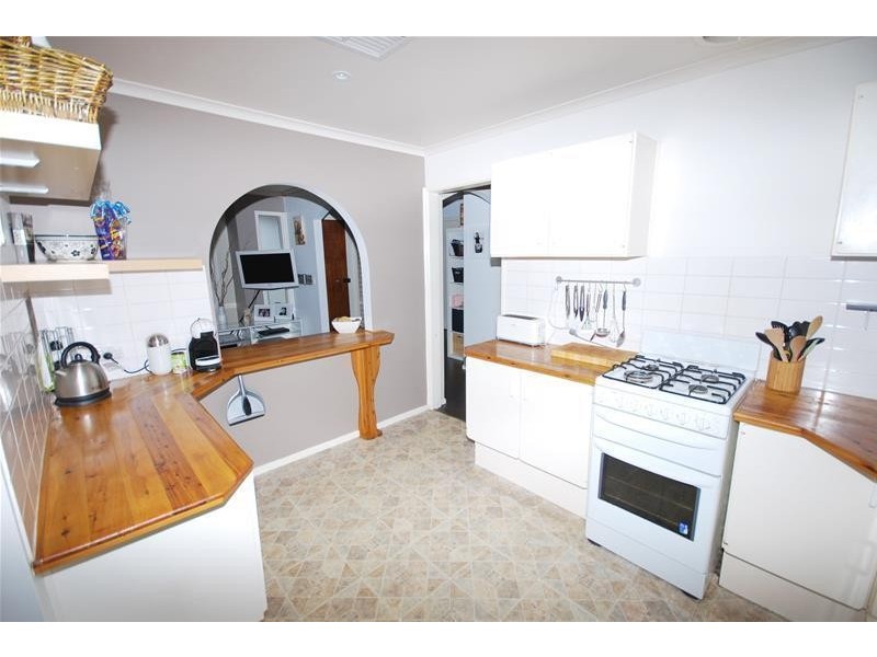 13 Hughes Avenue, St Agnes SA 5097