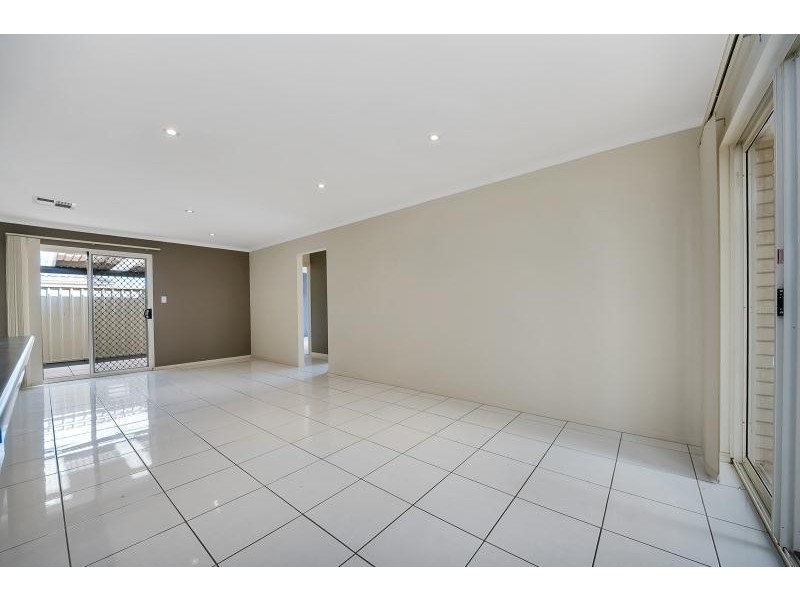 30 Amberwell Terrace, Burton SA 5110