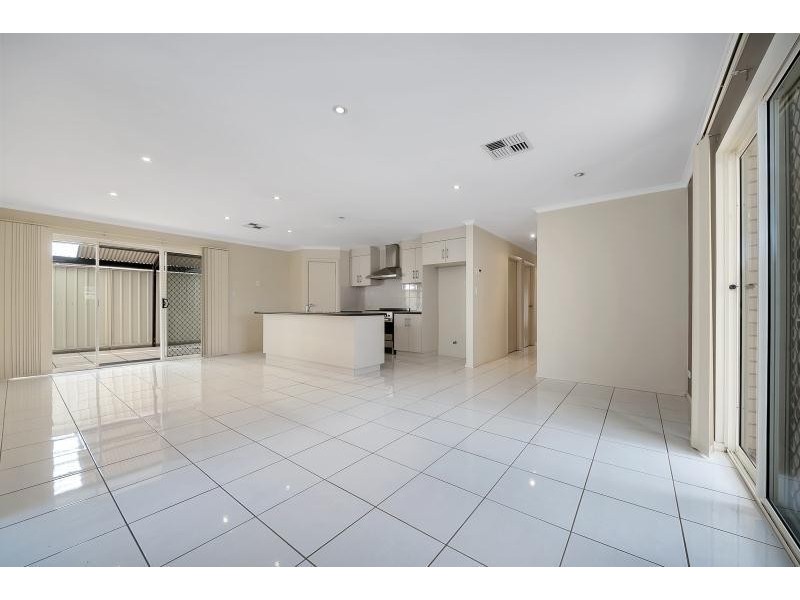 30 Amberwell Terrace, Burton SA 5110