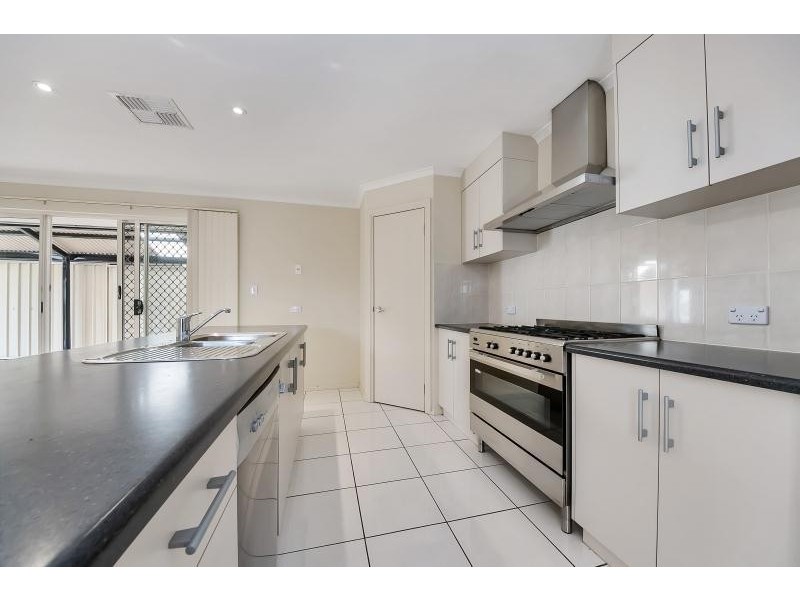 30 Amberwell Terrace, Burton SA 5110