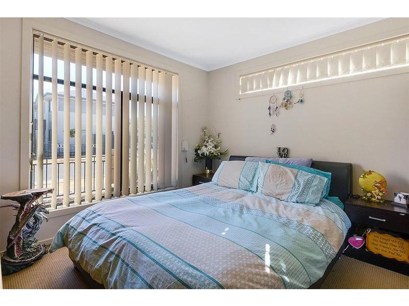 10 Coonawarra Avenue, Andrews Farm SA 5114