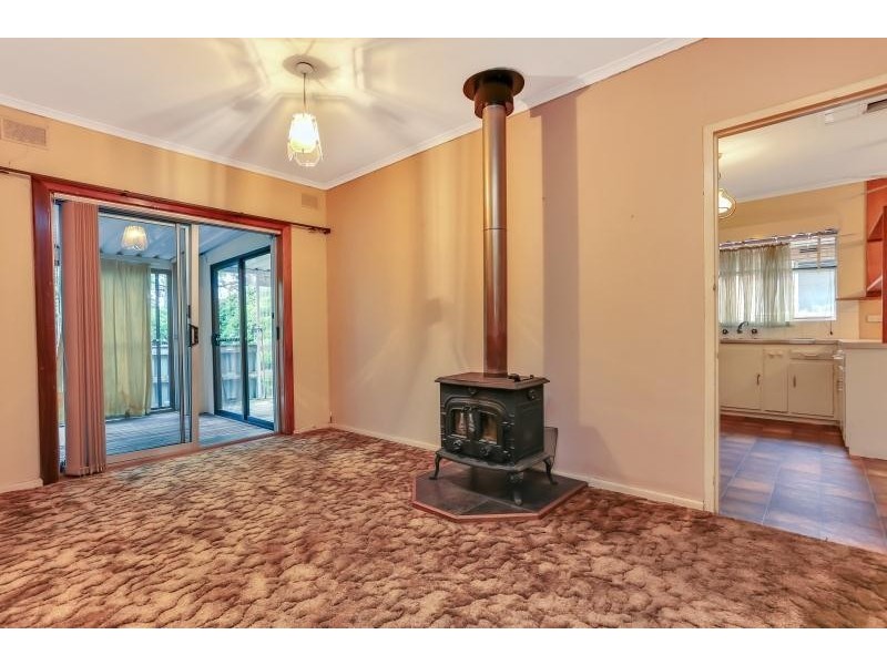 18 Tatiara Drive, Banksia Park SA 5091