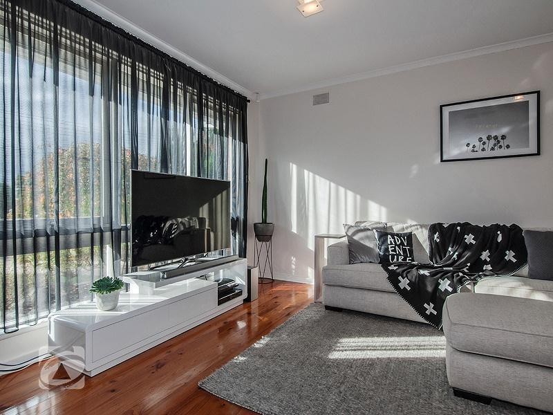 3 Headingley Street, Hope Valley SA 5090