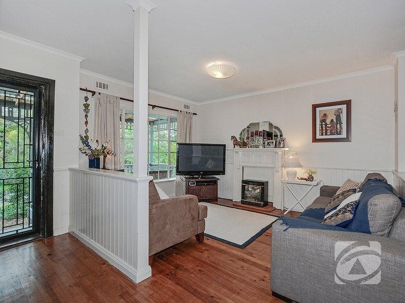 1 Wynyard Place, Redwood Park SA 5097