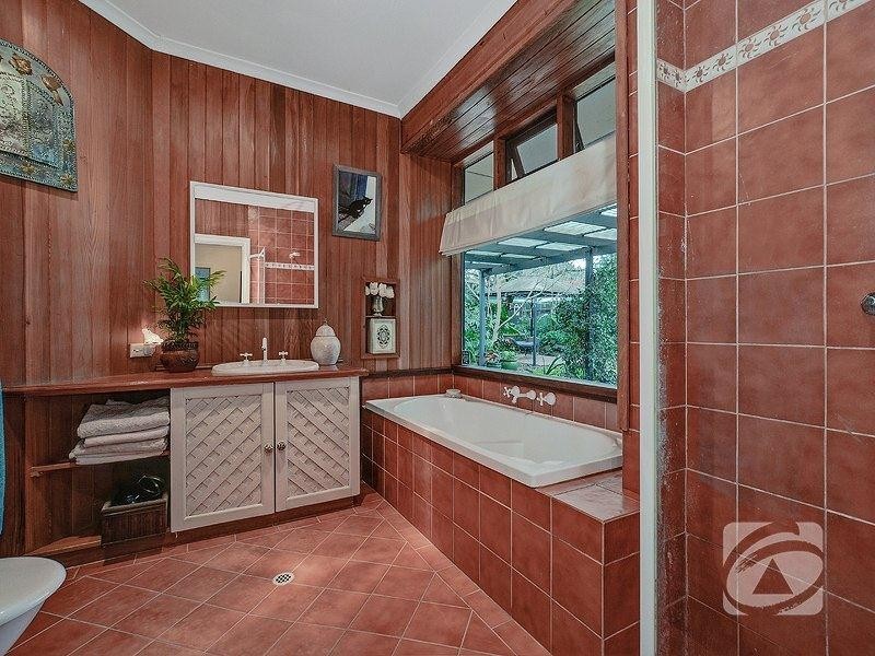 1 Wynyard Place, Redwood Park SA 5097