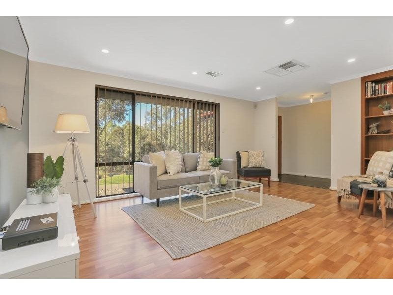 48 Kingfisher Drive, Modbury Heights SA 5092