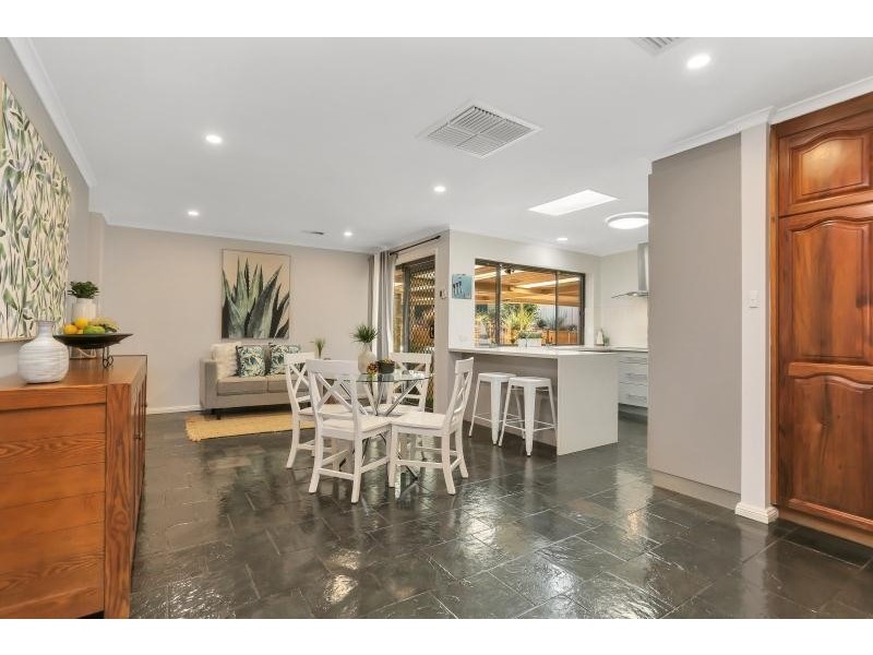 48 Kingfisher Drive, Modbury Heights SA 5092