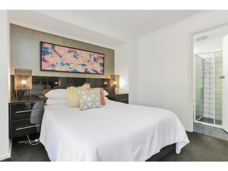 48 Kingfisher Drive, Modbury Heights SA 5092