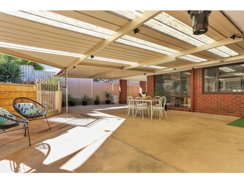 48 Kingfisher Drive, Modbury Heights SA 5092