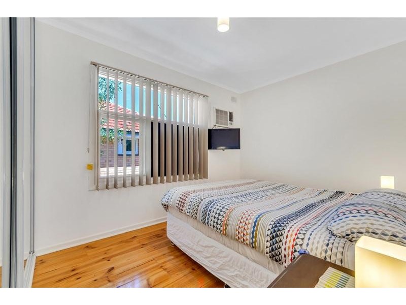 12 Flinders Drive, Valley View SA 5093