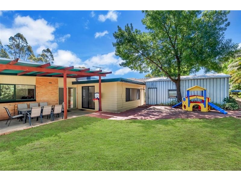 12 Flinders Drive, Valley View SA 5093