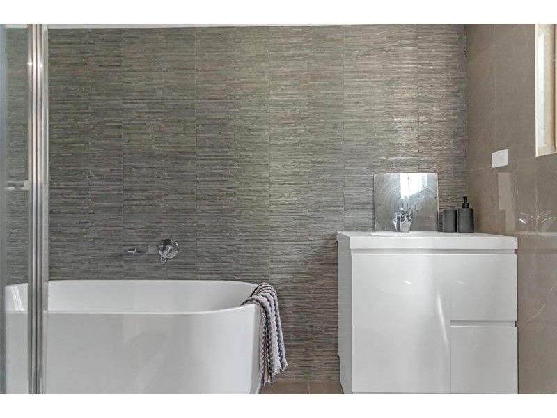 2 Pitman Court, Redwood Park SA 5097