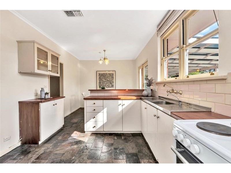 10 Sandalwood Drive, St Agnes SA 5097