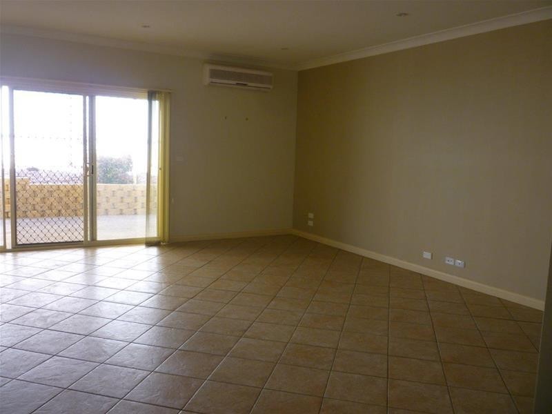 8 Yale Lane, Golden Grove SA 5125