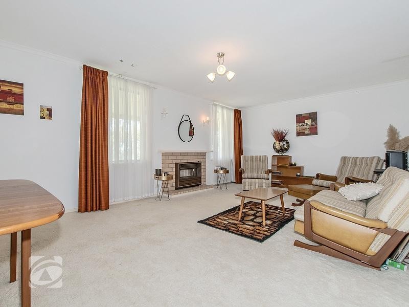 19 Mintanta Drive, Banksia Park SA 5091