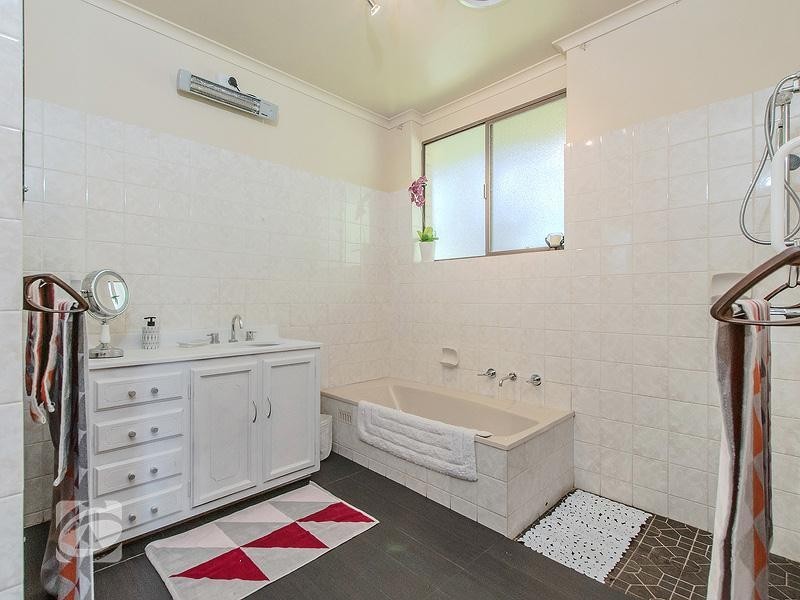 19 Mintanta Drive, Banksia Park SA 5091