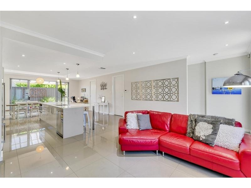 5 Hotham Street, Hope Valley SA 5090