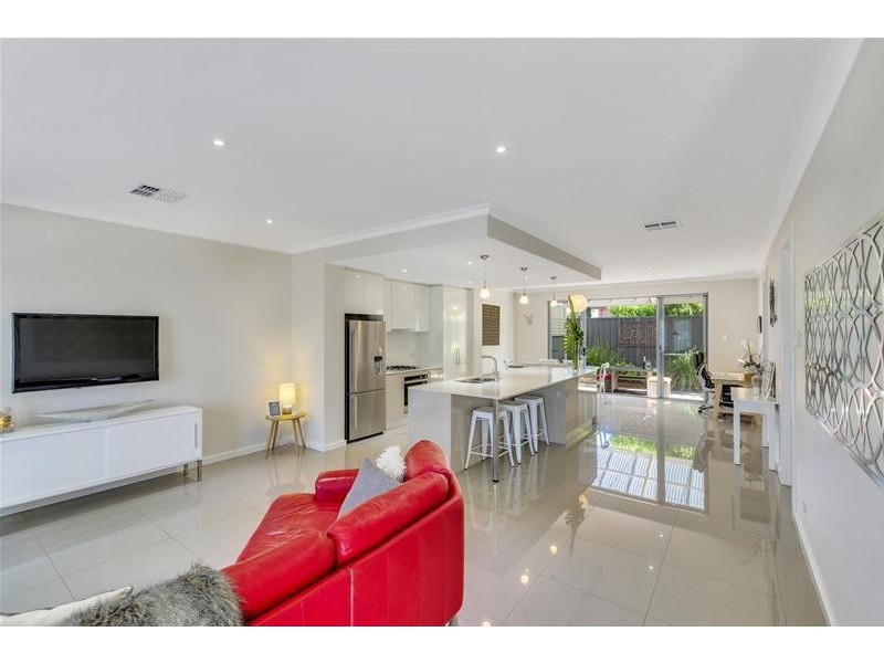 5 Hotham Street, Hope Valley SA 5090