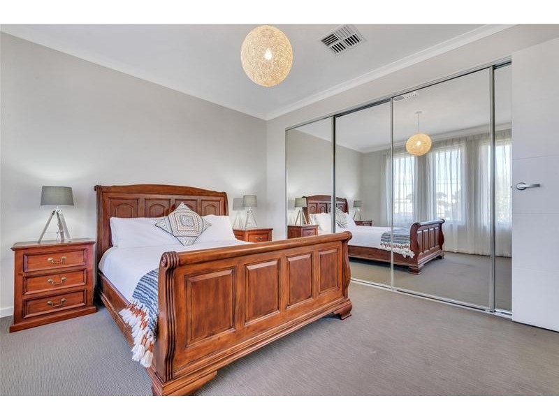 5 Hotham Street, Hope Valley SA 5090