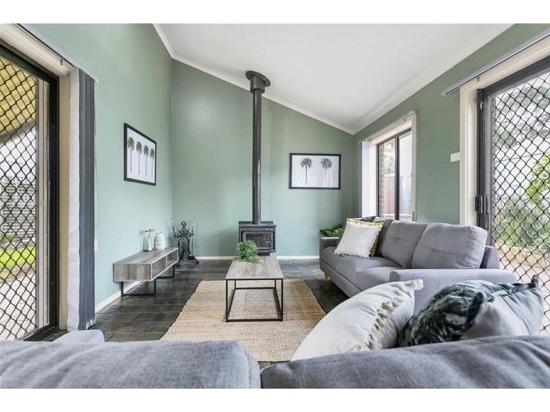 6 Chrysler Court, Salisbury Heights SA 5109