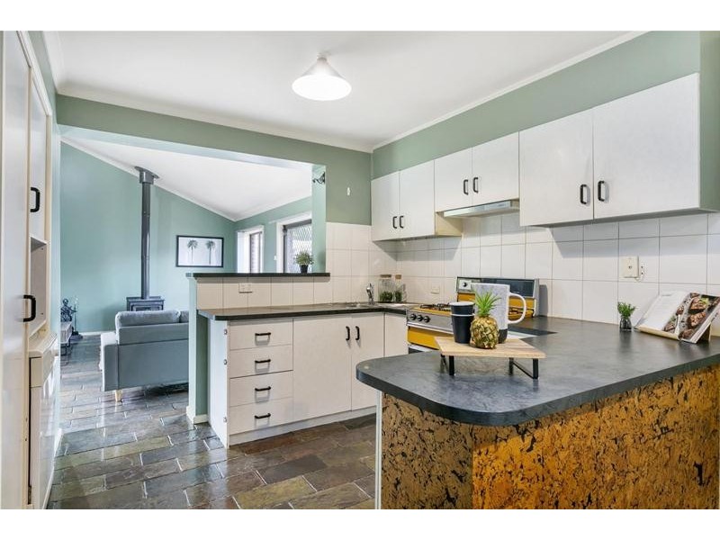 6 Chrysler Court, Salisbury Heights SA 5109