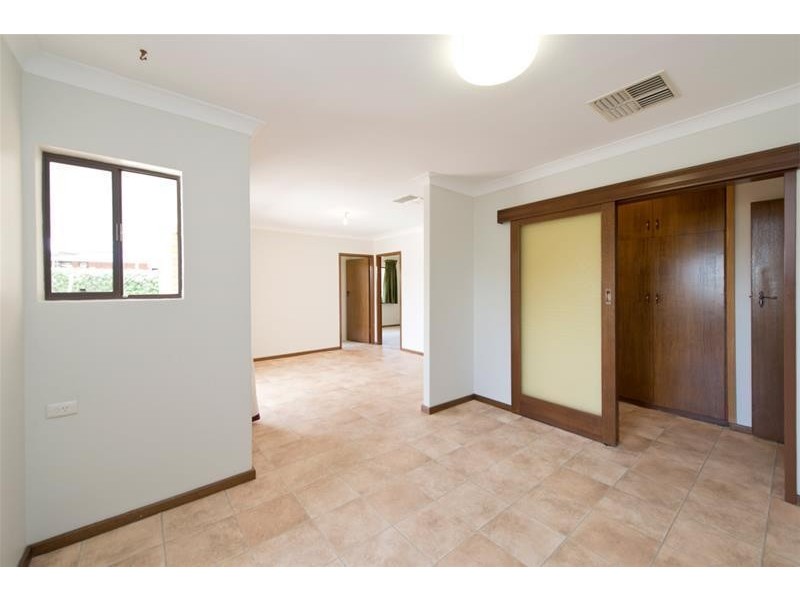 27 Cheringar Boulevard, Dernancourt SA 5075