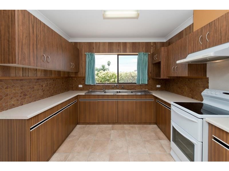 27 Cheringar Boulevard, Dernancourt SA 5075