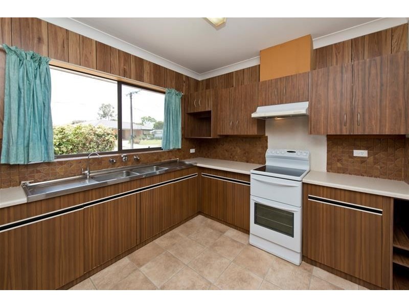 27 Cheringar Boulevard, Dernancourt SA 5075