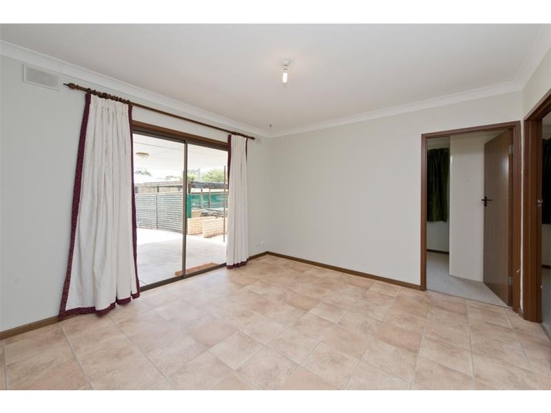 27 Cheringar Boulevard, Dernancourt SA 5075