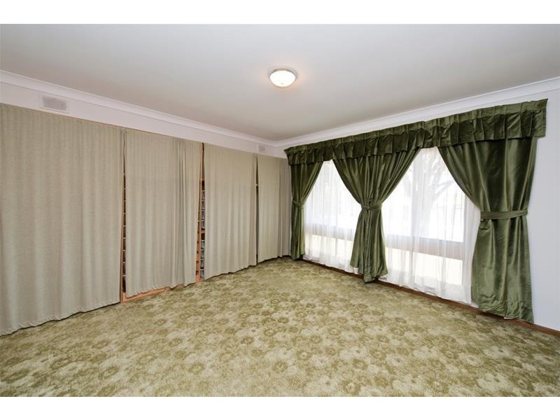 27 Cheringar Boulevard, Dernancourt SA 5075