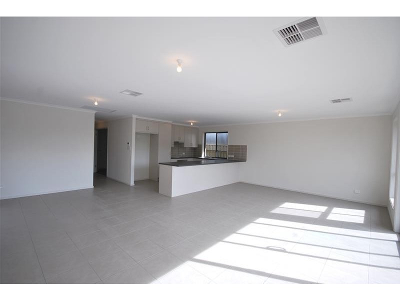 4 Duncan Crescent, Highbury SA 5089