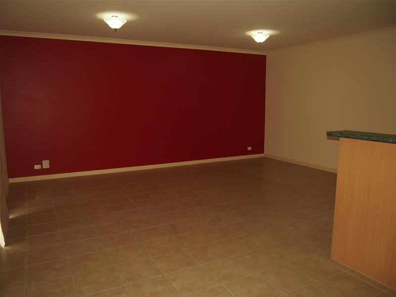 127 Sanctuary Drive, Mawson Lakes SA 5095