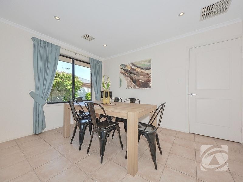 22 Springbank  Boulevard, Burton SA 5110