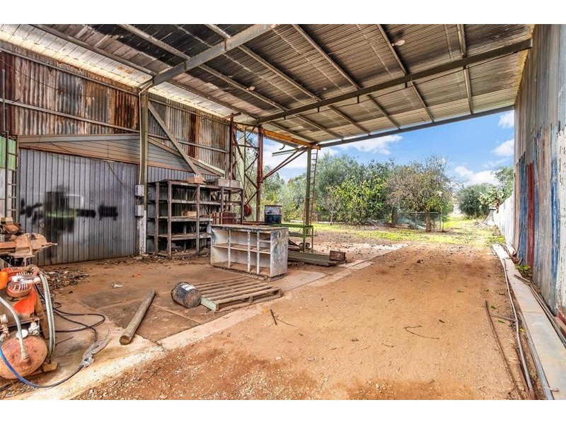 1867 Main North Road, Salisbury Heights SA 5109