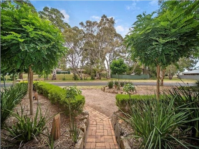 7 Gumtree Drive, Hope Valley SA 5090