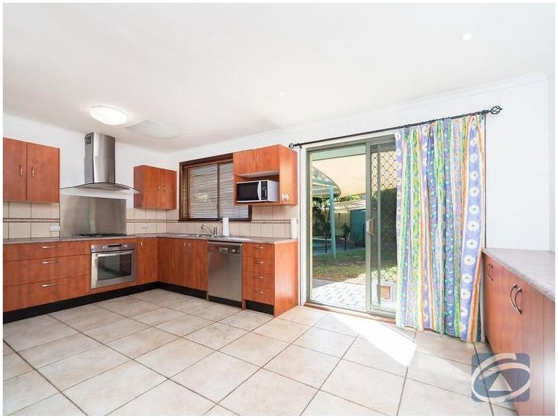 7 Gumtree Drive, Hope Valley SA 5090