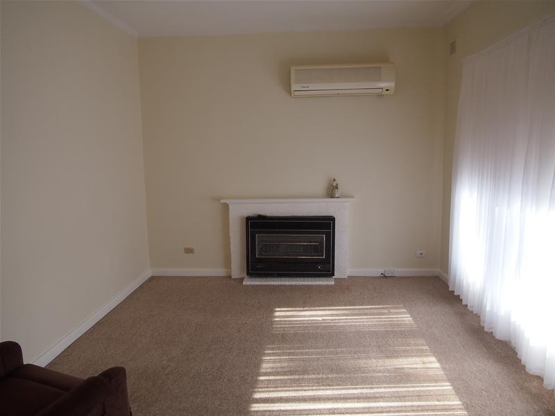 14 Glen Crescent, Vista SA 5091